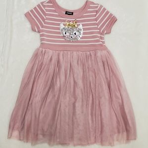 Girls dress